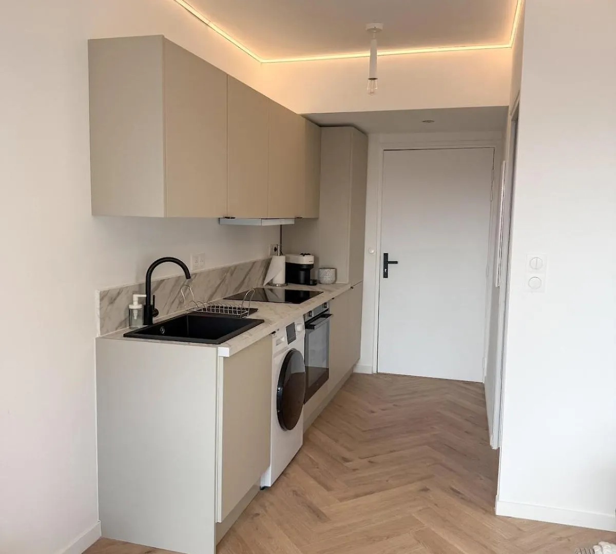 Port De Nice, Appartement 4Pers Emplacement Ideal Tout Equipe Balcon Nice