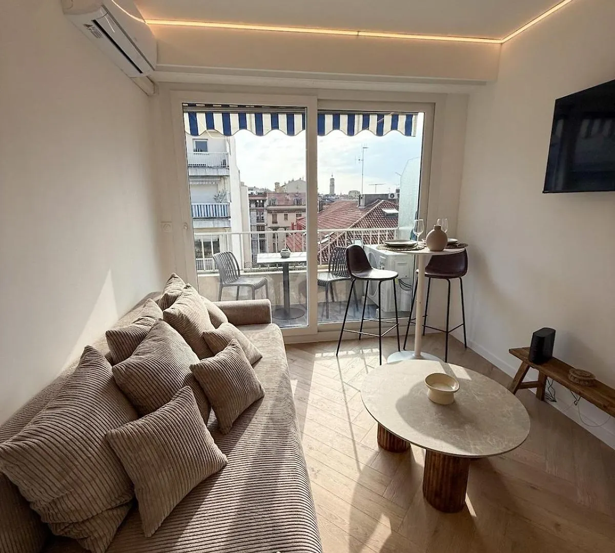 Port De Nice, Appartement 4Pers Emplacement Ideal Tout Equipe Balcon Apartment Nice